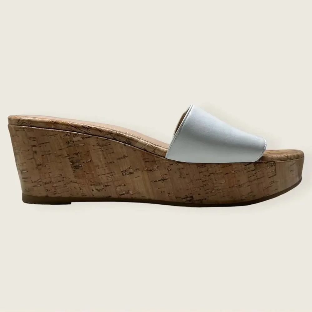 LNWB | Stuart Weitzman | Summer Wedge | White | Size 9.5B